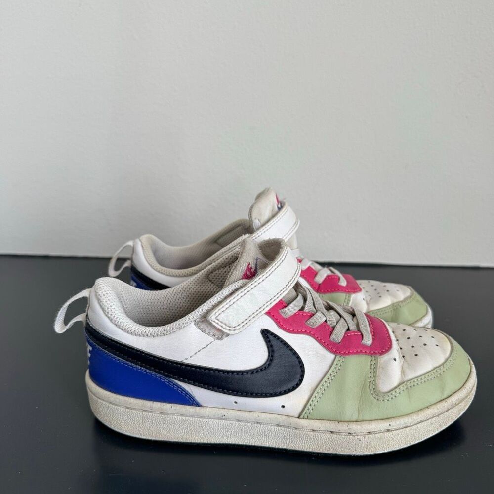 Nike Boys Unisex Air Court No Tie Slip On Cream multi Sneakers Size 2Y